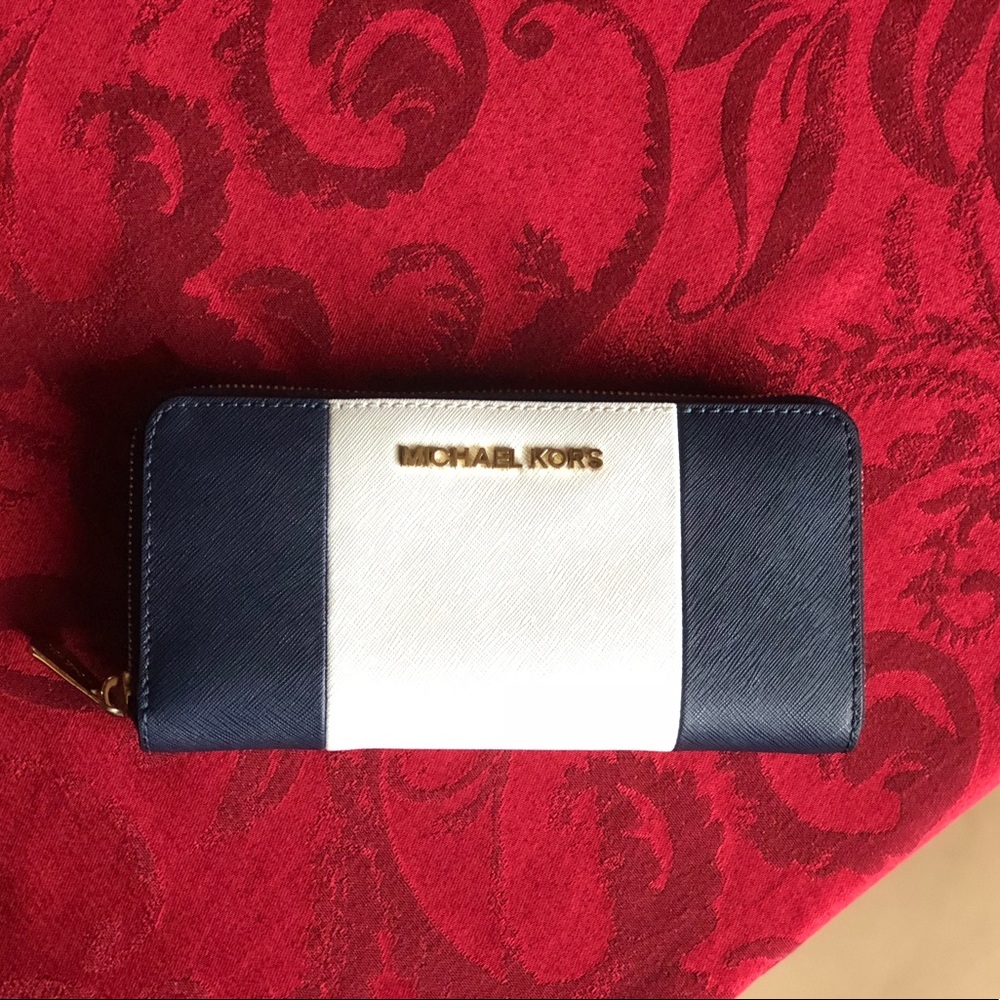 Michael Kors Navy and White Travel Wallet